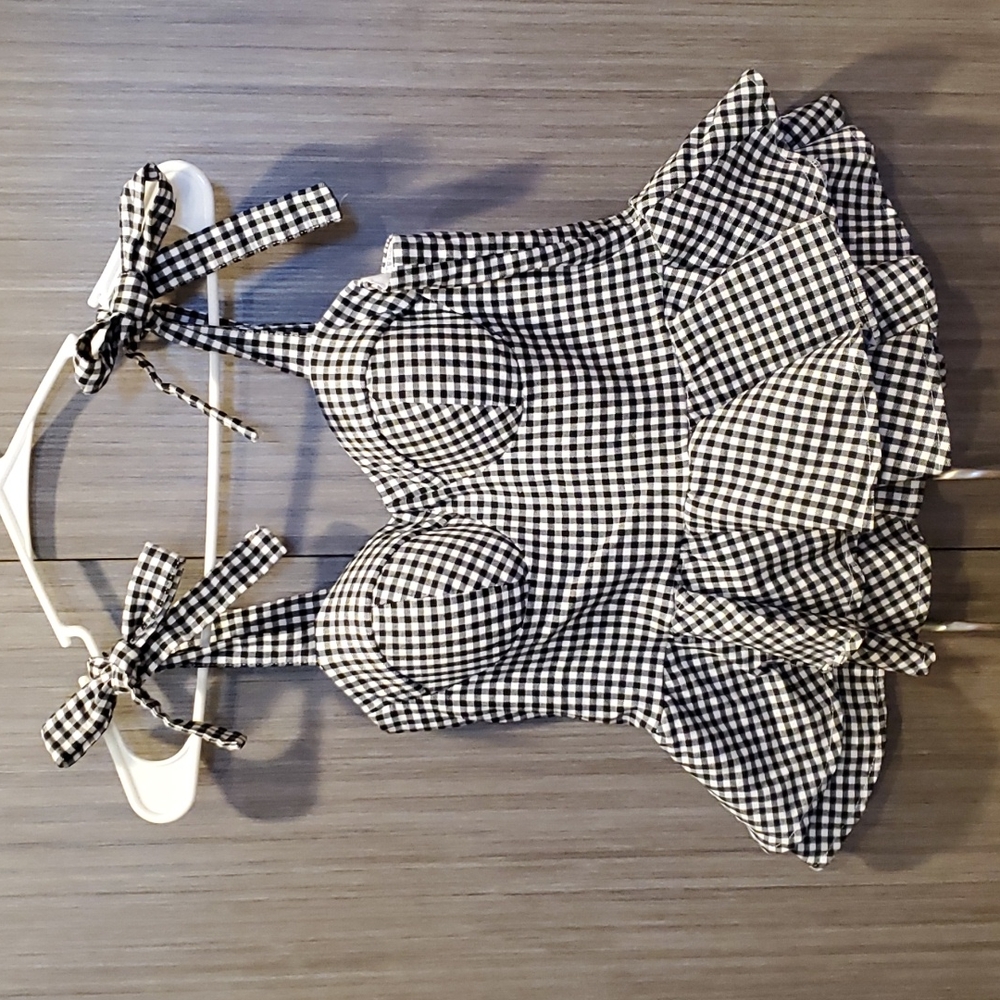 Ruffle top
